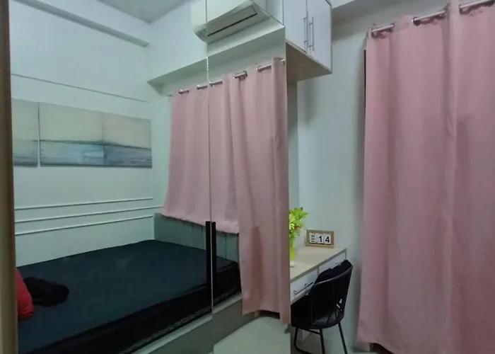 Cozy Couple Room